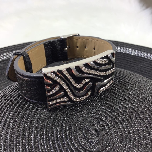 LIA SOPHIA Zebra Pendant Leather Band Bracelet